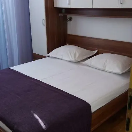 Apartment Bride's Rock Baska Voda