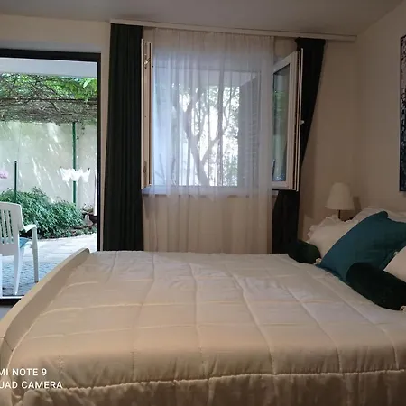 Bride's Rock Apartment Baska Voda