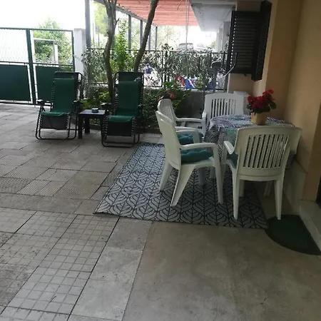 Bride's Rock Apartment